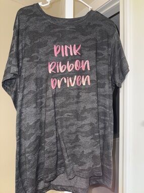 Pink Ribbon Driven Gray Camo Short Sleeve Tee New Without Tags 2XL